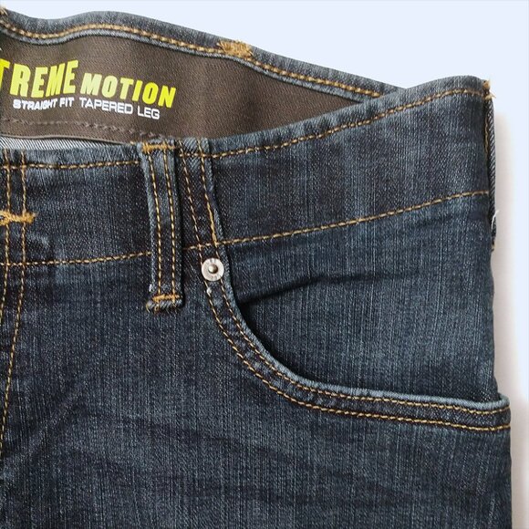 Lee Modern Series Men's Extreme Motion Straight Fit Tapered Leg Jeans Size 34x30 - Picture 3 of 7